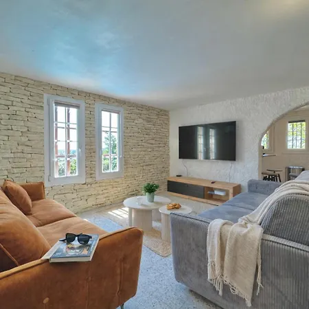 Les Hauts De Bezouce, Calme, Espace Et Jeux 4*